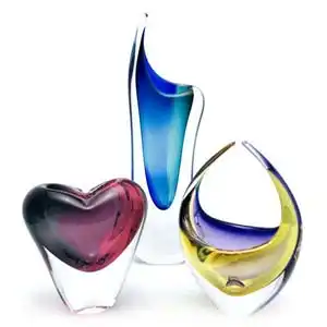 Handgemachte mundgeblasene Deko Glaskunst Vasen. Hergestellt in Tschechien.